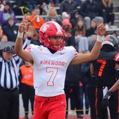 Kirkwood High School ‘24 | QB | 3.65 gpa | 6’1 180 | NCAA ID #2106196612 creighton.wise@gmail.com @KirkwoodFB