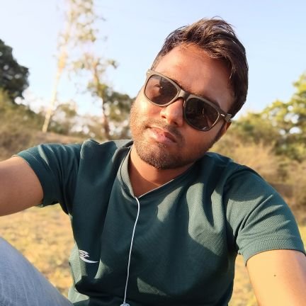 itsgpaul's profile picture. জয়মোহনবাগান, 💚❤️