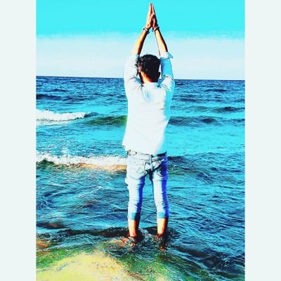 ॐ त्र्यम्बकम् यजामहे सुगन्धिम्पुष्टिवर्धनम्। उर्वारुकमिव बन्धनात् मृत्योर्मुक्षीय मामृतात।।