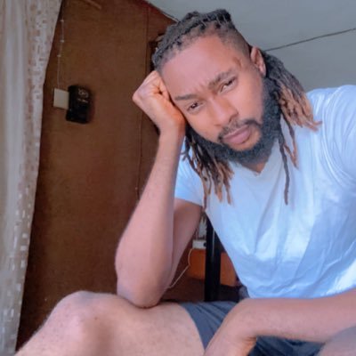 paulidris's profile picture. 2021 be happy 😊