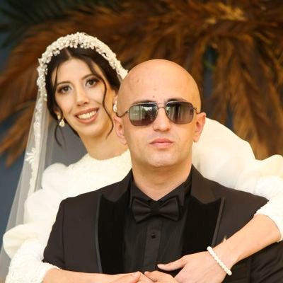 birdelininaskii's profile picture. Çiçeklere fazla su, insanlara fazla sevgi israftır.
#picemiyeti #kmpartisi