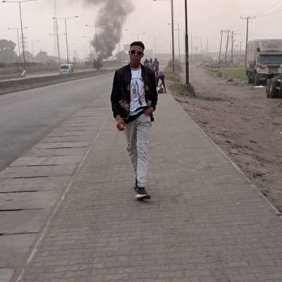 Artist/Song writer.
@Earthbluz (Instagram)
@humblestev (Facebook)
Earthbluz666@gmail.com
WhatsApp 09012866984