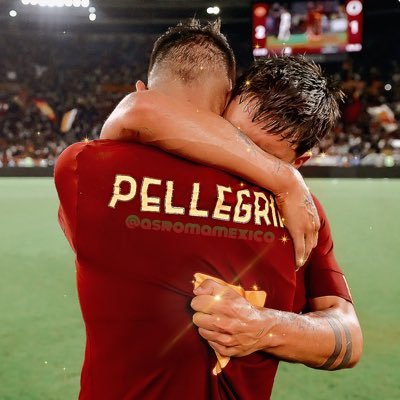 Noticias, comentarios, resultados y más del equipo con la afición más fiel y hermosa del mundo... AS ROMA! Grazie Dio per la pazza gioia di essere romanista.