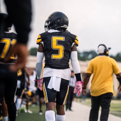 wenonah HS class of 2024 5’11 185 DB/RB/WR  I am dual- sport athlete recruiting coordinator- @bhernyscoutguy