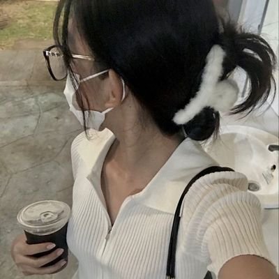 sarangfebe's profile picture. || Let yourself be surprised || 🌊