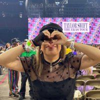 denisse (@nysswift) 's Twitter Profile