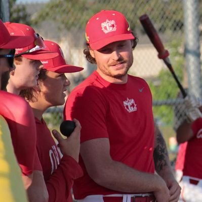 Pitching Development @ONCBaseball.

@CURavenBaseball alumni

Also: Curler, golfer, try hard. 

Play Offense. Progress. - he/him