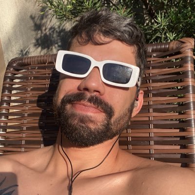 A Terra é um palco muito pequeno em uma imensa arena cósmica.