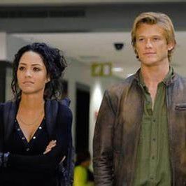 Macgyver Fan and wont stop until we get season 6! #savemacgyver!!