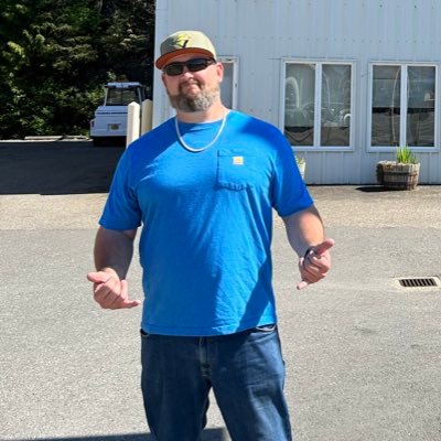 MooseKnuckleTHF's profile picture. (Non-Toxic) 🇨🇦 Dad of 3 ~ Smooth not crunchy~ LVL40, Tweets stuff aboot things, Crypto nerd #Twitchstreamer #facebookgaming #THF #HODL #XRP #XLM #CRO #Cryto