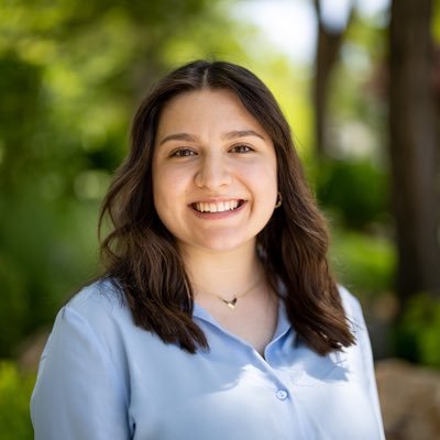Editor-in-Chief @thechrony | Statewatch Intern @sltrib | Journalism, Poli Sci and Dance Student @UUtah | “Mientras dure la vida, sigamos con el cuento.”