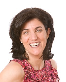 I help busy women discover life on the other side of clutter & set up the best systems to live well. Minimalist Coach & ProOrganizer, Certified Health Coach