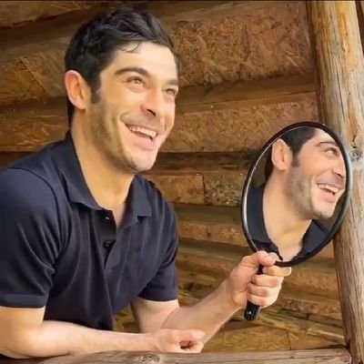 Awayfromglory_'s profile picture. biz geri kafalı mıyız?