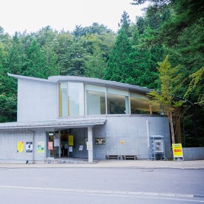 ☀琥珀の国・岩手県久慈市☀
久慈琥珀博物では、期間限定で琥珀採掘体験と化石発掘体験を開催しております!
アクセサリーや勾玉などの手作り体験も年中開催しております!
独自ブランドの「アンバーローグ」、琥珀の森レストラン「くんのこ」もよろしくお願いします!
お問い合わせはHPまで