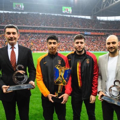 Professional EA FC Player for @GSEsports @MilliTakimlar ECL21 eSüperlig Champion🏆 Qualified To Playoffs(London) Istanbul,Turkey/tuzunkaan11@gmail.com