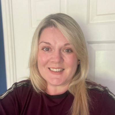 KarenMolan Profile Picture