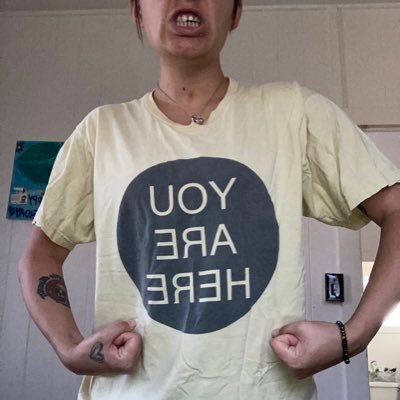 (they/them)✨🌌 TexMex born in TX grown on O’ahu ⚧🏳️🌈 Late 20s queer! ♒️☀️♐️🌙&🌅 MUTUAL AID ~ ABOLITION ~ LANDBACK✊🏽