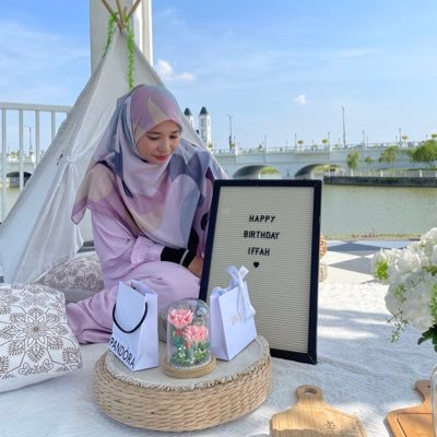 iffahariffin16's profile picture. ♥️ 22 y/o 💫
UM 💜