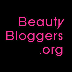 http://t.co/r7K0kyfcpJ is an annual holiday charity auction. Bloggers and brands donate new beauty items, and the money goes to Doctors Without Borders.