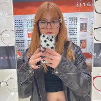 zeynep (@bradsharik) Twitter profile photo