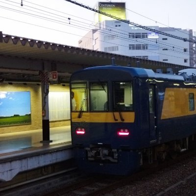 関西圏の電車が好きです。一応模型鉄と部品鉄。
鉄道垢にはフォロバします!
エロ垢フォロバしません。超低浮上