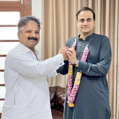 HassanAzharr's profile picture. 