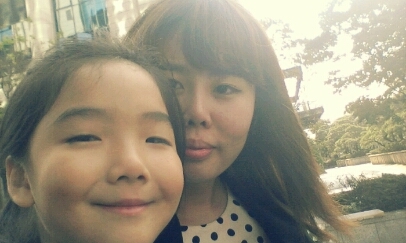 커피홀릭. 아이쇼핑 홀릭. 
늘 발전하고 싶은 대학생 입니다 ^.^