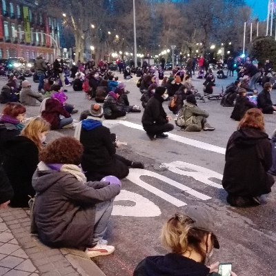 Se busca profesorado con conciencia feminista en Madrid. Norte: acabar con la segregación, con el absentismo en las aulas, y con el patriarcado en la sociedad.