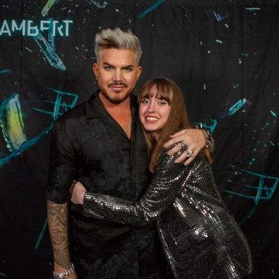 met @adamlambert 🎀 𝙫𝙞𝙧𝙩𝙪𝙖𝙡𝙡𝙮: 25-26/11/21, 28/04/22, 08/11/22 | 𝙞𝙣 𝙥𝙚𝙧𝙨𝙤𝙣: 27/02/23 & 05/06/23