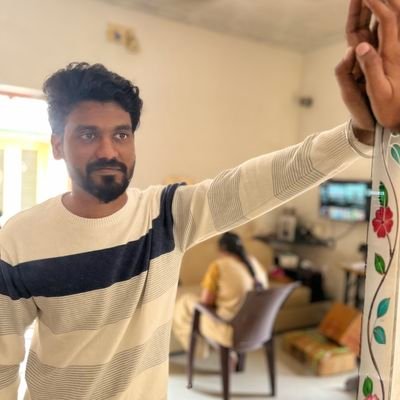 naveenbharathii's profile picture. 