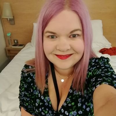 She/Her Travel blogger, photographer, writer with ADHD and Fibromyalgia, Burnley fan, #40before40 (35/40 so far) NEXT: Sarajevo, Belgrade