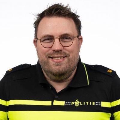 Operationeel Expert Wijk Zorg & Veiligheid | Basisteam Twente-Noord | Politie Eenheid Oost-Nederland | Boegbeeld jongerensite https://t.co/jIIh6jzdWb