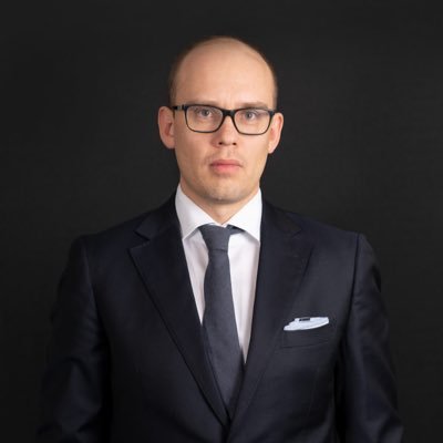 Advokat med inriktning offentlig upphandling