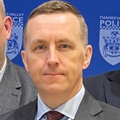 Detective Chief Inspector Thames Valley Police PSD | Background in Firearms & Covert Policing | Father to two Daughters | Proud Dubliner | Views my own.