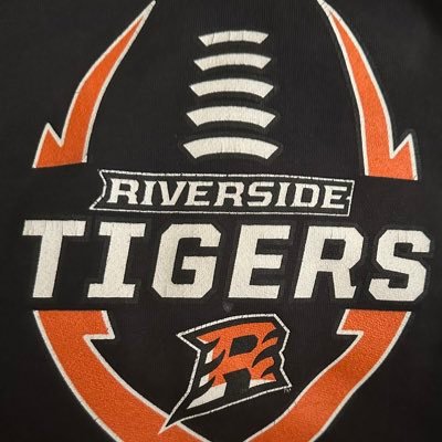 Milwaukee Riverside Football Official Twitter Account #LevelUp 🐅🏈 Instagram riverside_tigers_football