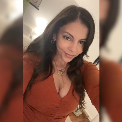 sumer_soliman's profile picture. ailurophile