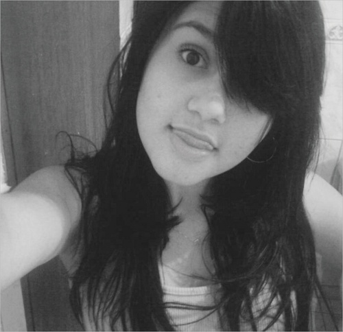 Anything can happen in this world, For an ordinary girl like you, like me. Yeah
EU AMO O CHRIS MARTIN (L)