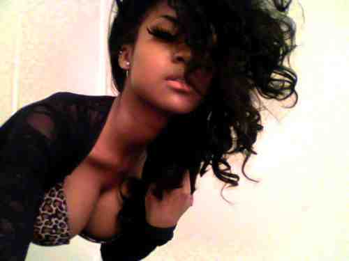 #teamfollowback #teambisexy #rihannanavy #teambreezy #famemonster #jetsetter #teamcaramelskin