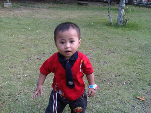 agungfeb's profile picture. Ordinary Human,

Native Position: salah, lupa, dosa