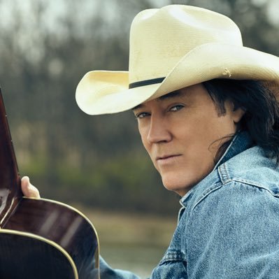 This is the OFFICIAL Twitter Account for Country Music Songwriter & Recording Artist David Lee Murphy. Listen to his catalog of hits on Spotify, Apple & Amazon!