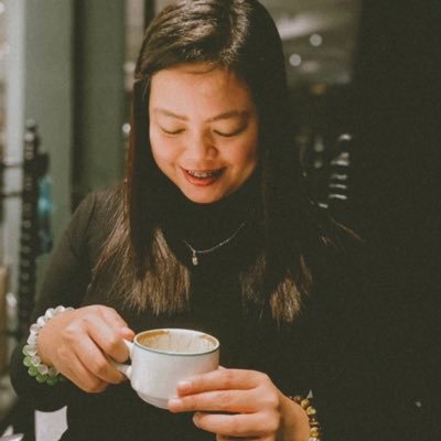 senyoratablang's profile picture. 