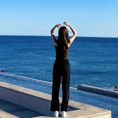 DharmaNadia's profile picture. This trip to Guanshan is 10,000 miles, and I will be sure to live up to the hope that the clouds will rise.