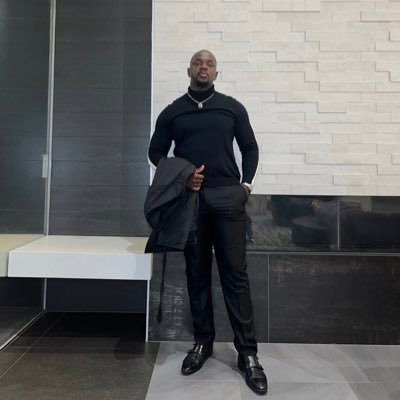 full_amunety's profile picture. 🇳🇬 Nigerian | Chemical Engineer | UT Austin.