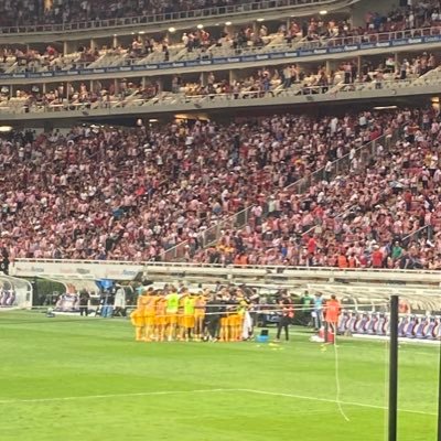 | Hincha de los pinches Tigres | Bostero | Interista |
