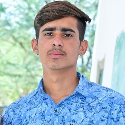 ompraka83329324's profile picture. 