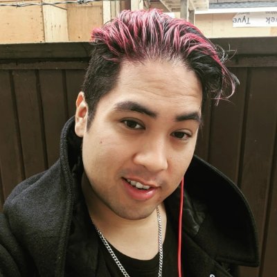 Magician / Illusionist
I'm a professional card guy / sleight of hand enthusiast
Magic is music for the eyes
Follow me: