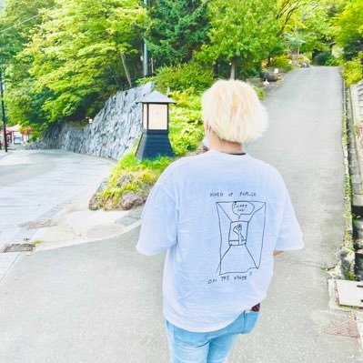 🎪MERCURY Label🎪 夜のすすきので1番輝いている21歳です✨✨イカつい見た目の自称優男ホスト😎💕姫のボディカードはおまかせあれ!!💪Love❤️🔥:温泉♨️、hiphop😎、散歩 🚶🏻 気軽にDM来てくださいな〜🍵