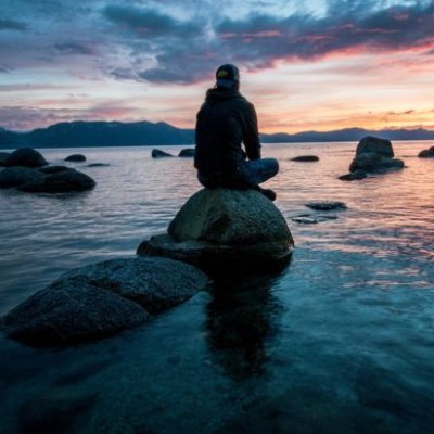 _Introvert077's profile picture. खुद के विचारों को इस अतरंगी दुनिया से साझा करने के लिए ये मंच चुना है।।