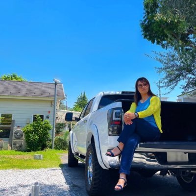 gG8feMTueW48525's profile picture. US TOYOTA TUNDRA 2010 🏠🌴🚚🛞🇺🇸 DIY🧰🔧👩‍🦰 アメ車好きタンドラ好きの方と仲良くなりたいな🇺🇸🕺🎵カスタムやメンテナンスなど色んなことにチャレンジ💪分からないことがたくさんなので良かったらアドバイスそしてフォローも宜しくお願いします❤️