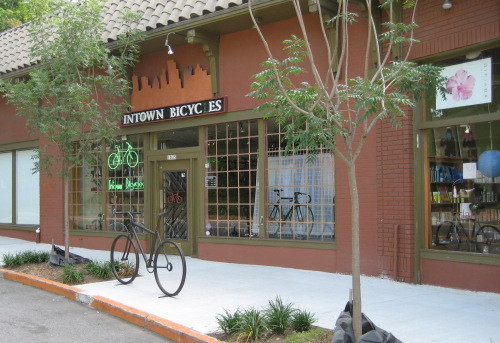 IntownBicycles's profile picture. Ful-service bike shop in Atlanta carrying @jamisbikes & @electra_bicycle